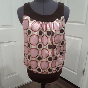 IZ buyer patterned top